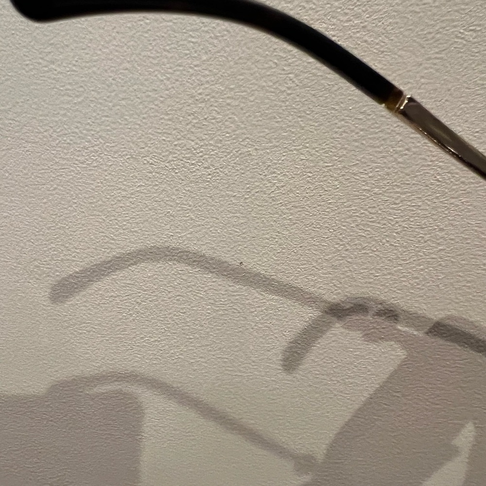 CHANEL Sunglasses with Pearl CC - Picture 6 of 9